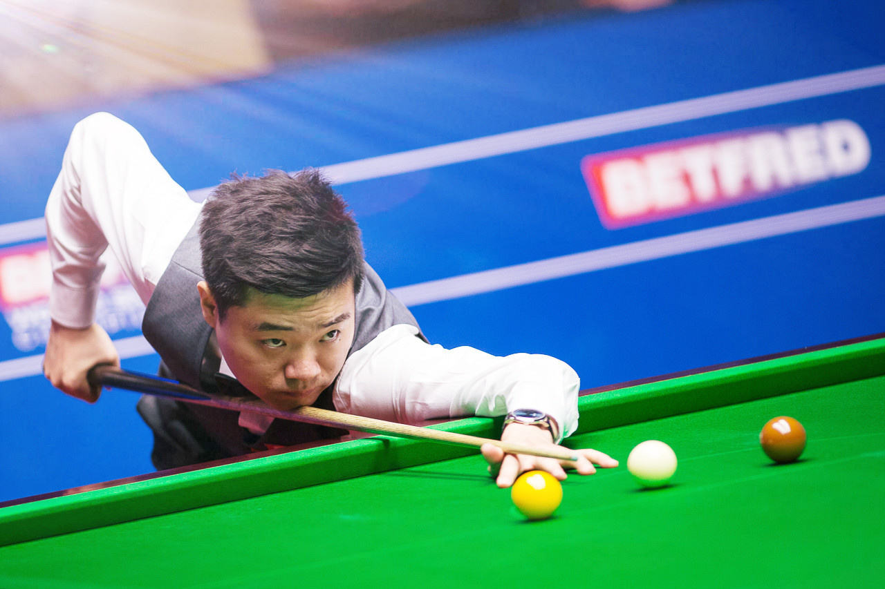 让几名年轻 让几名年轻